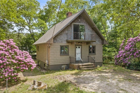 Photo of 131 Lakeview Blvd, Plymouth, MA 02360 (MLS # 73536327)