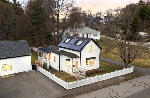 18 Sherman Pl Woburn MA 01801