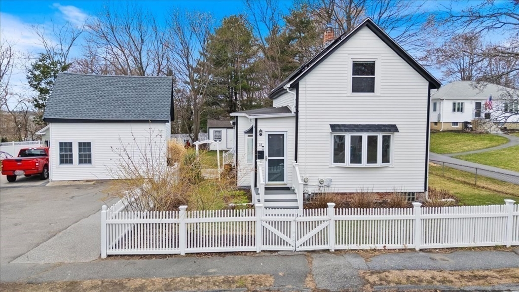 18 Sherman Pl
