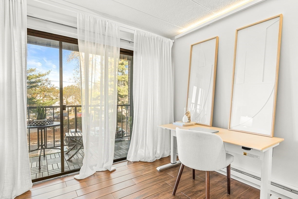 235 Winthrop St 2210