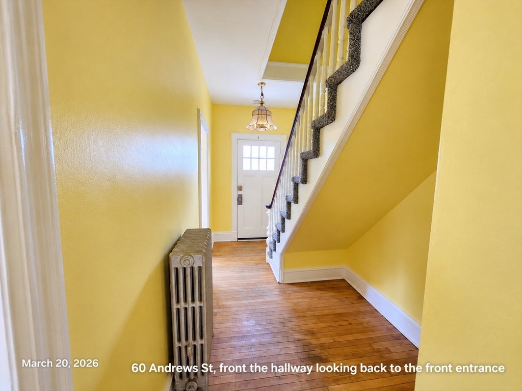60 Andrews St