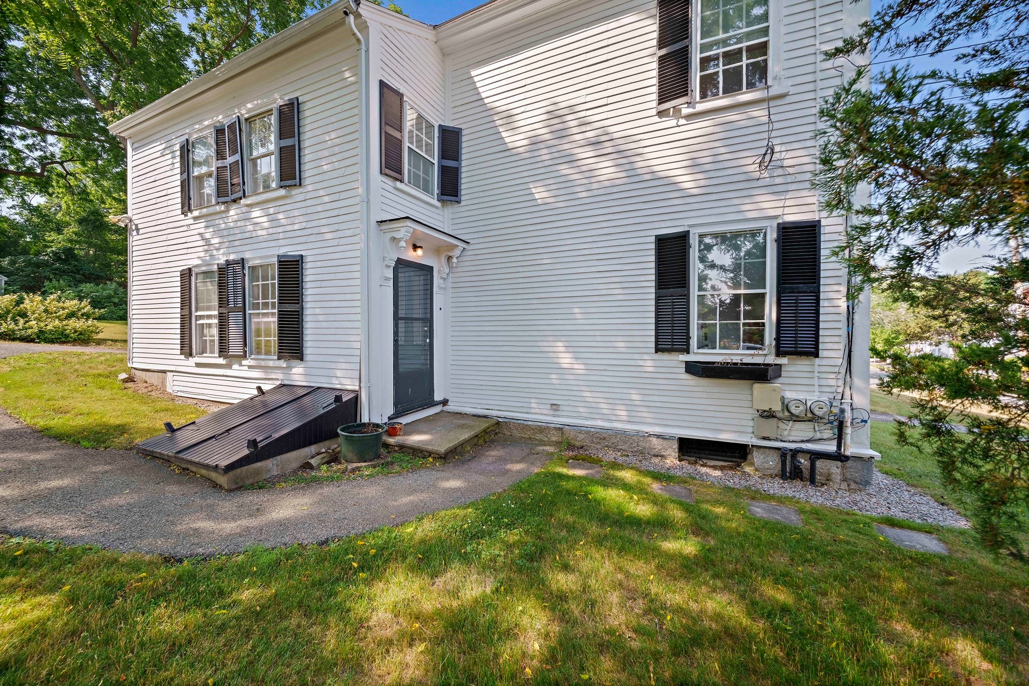 196 South Street A