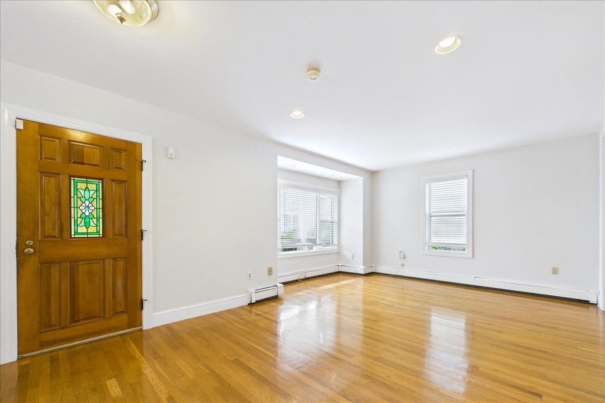 9 Granada Ave, Boston, MA Photo #7