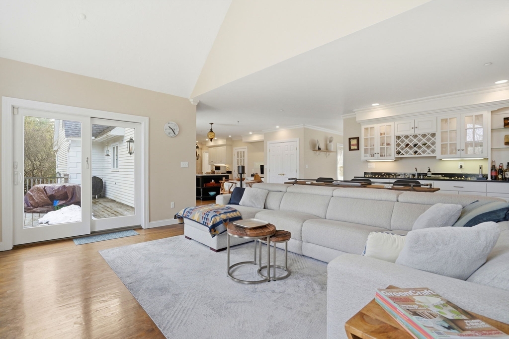 7 Charles Davis Drive