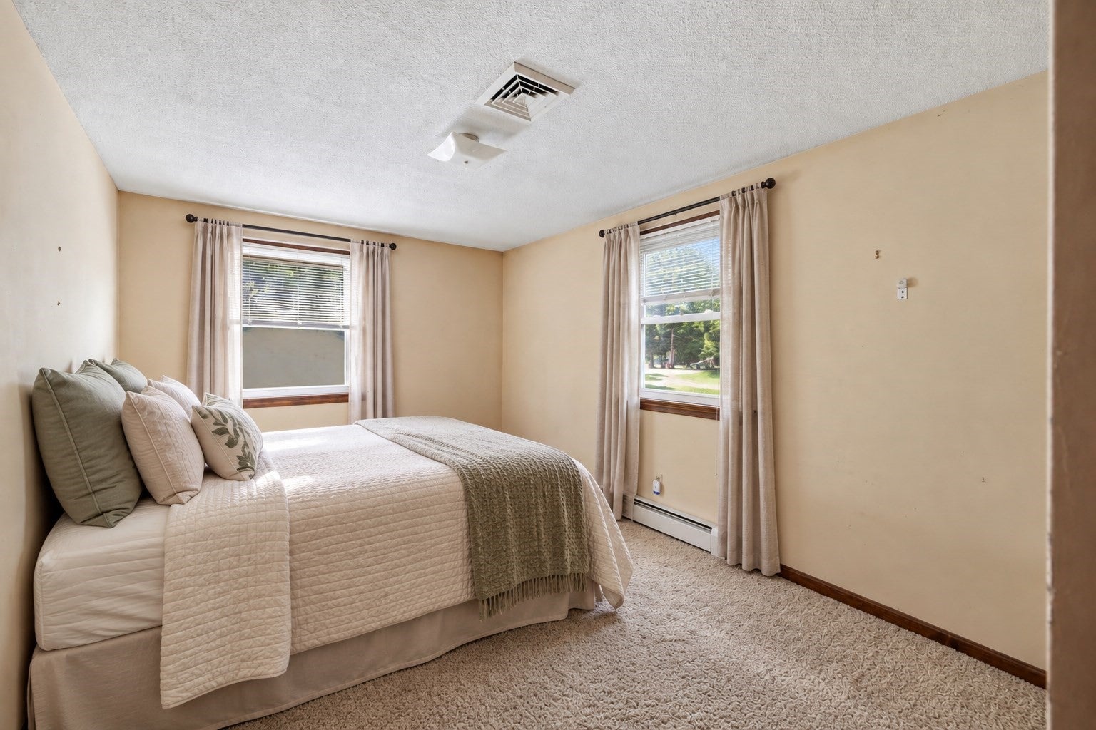 297 Montgomery Road, Westfield, MA Photo #21