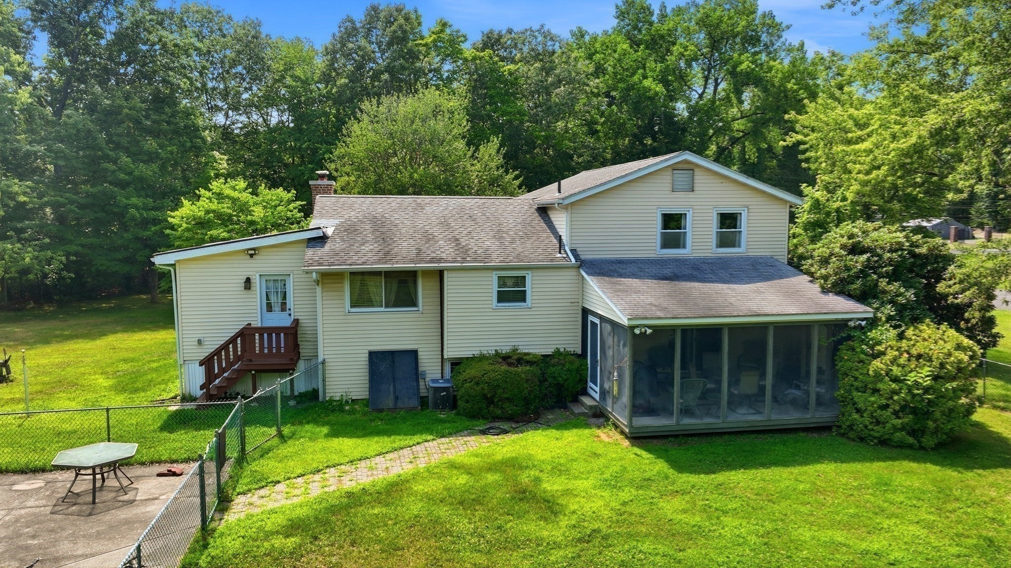 297 Montgomery Road, Westfield, MA Photo #32