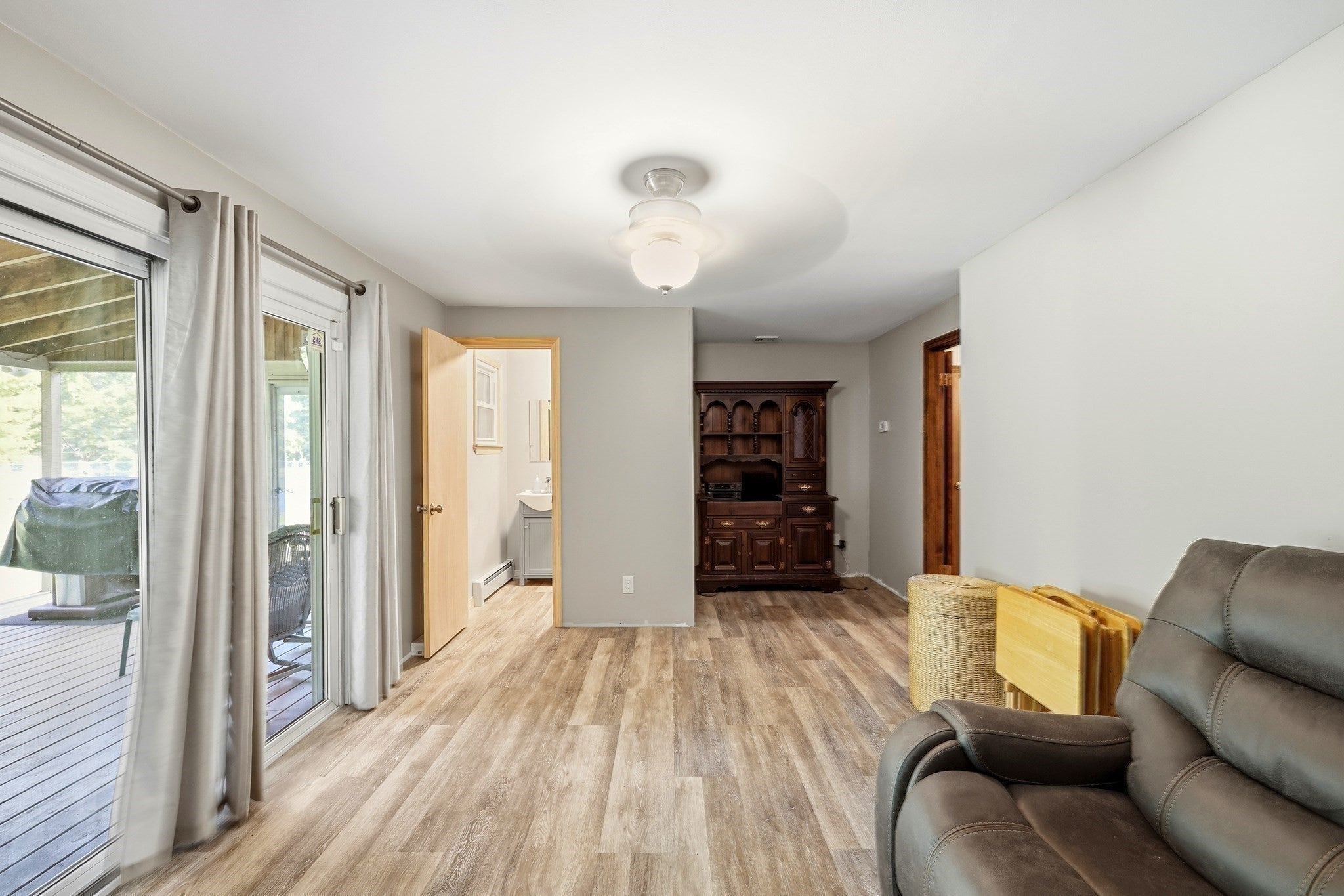 297 Montgomery Road, Westfield, MA Photo #27