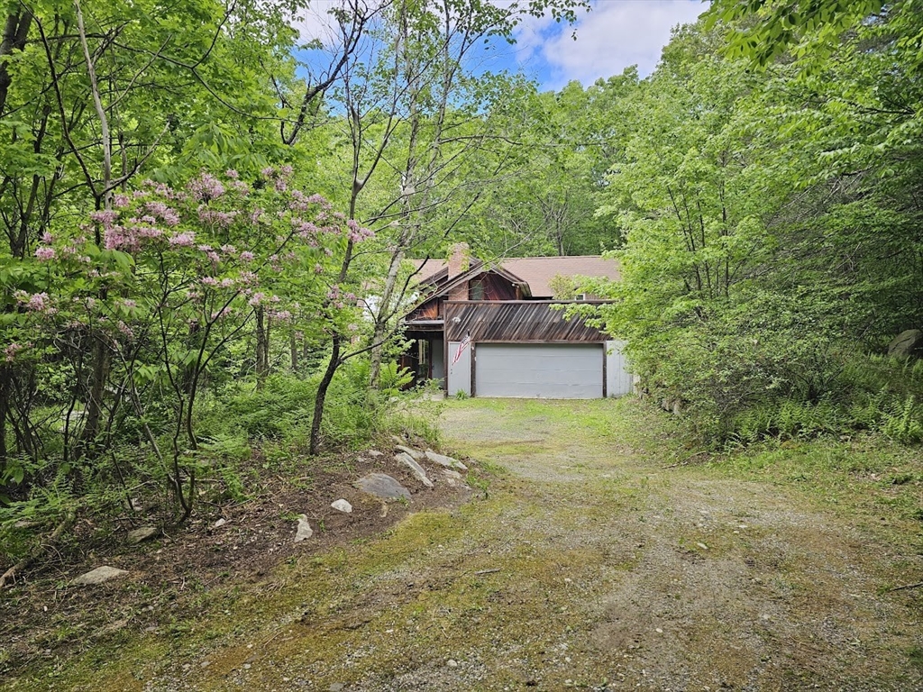 119 Buffam Rd