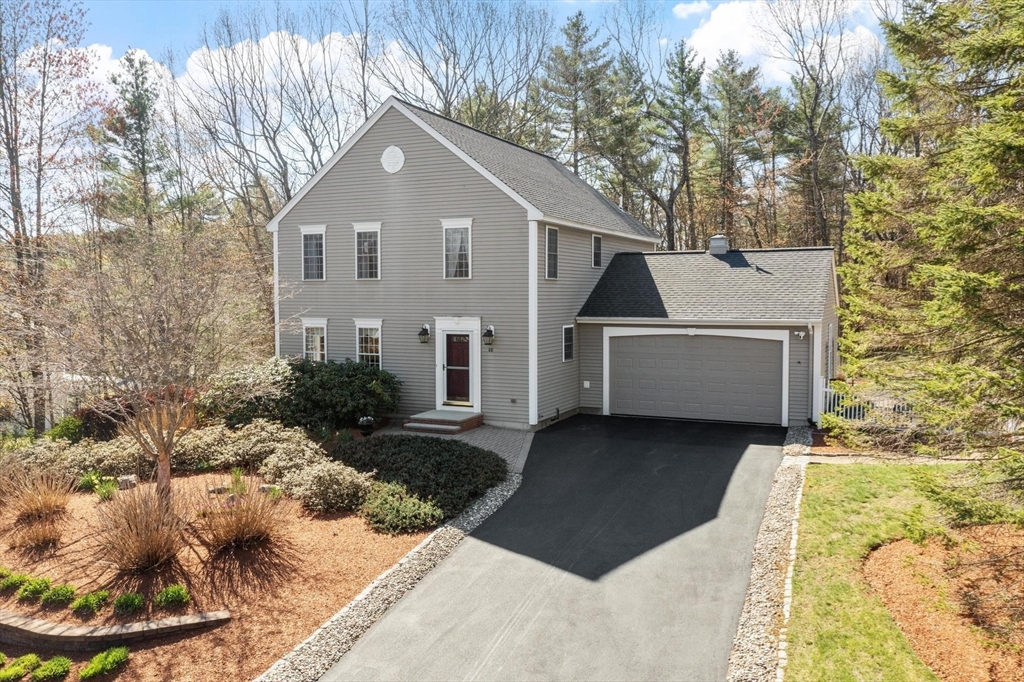 40 Longwood Dr