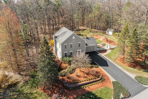 40 Longwood Dr Lunenburg MA 01462