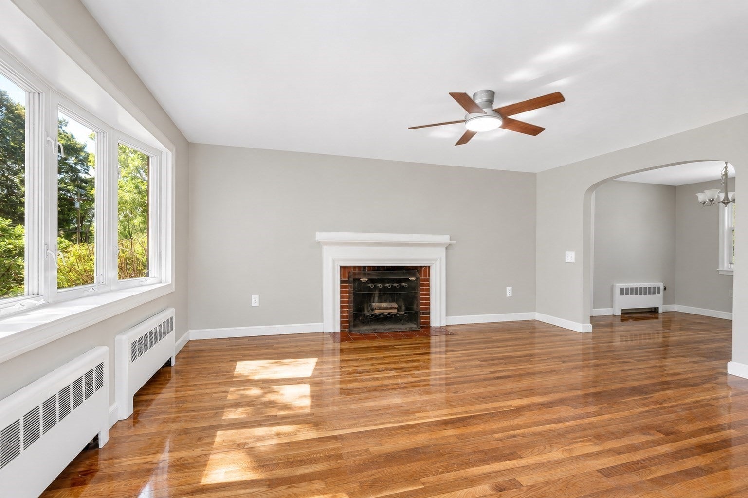 35 Forge Village Rd, Westford MA 01886