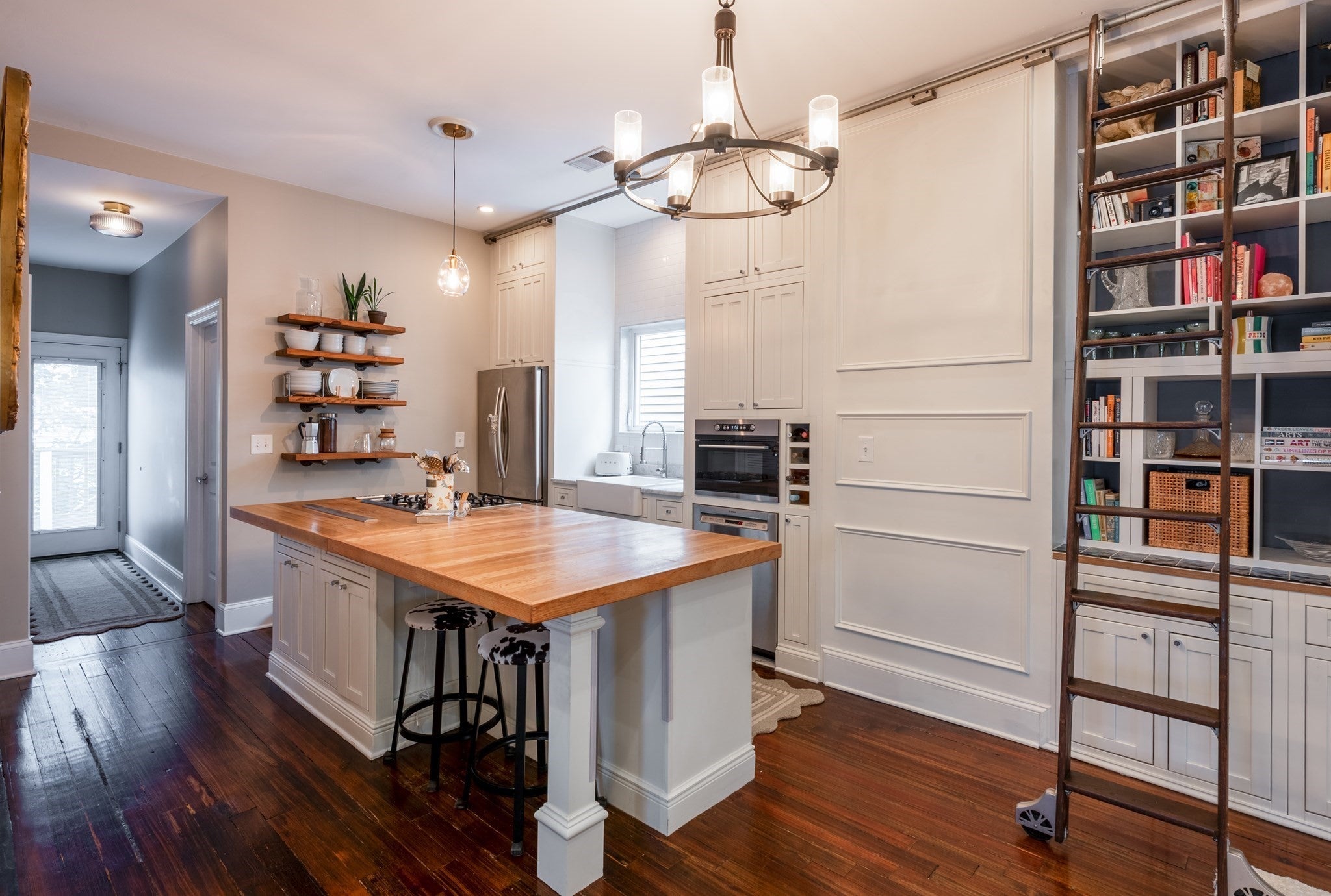 252 Webster St 1