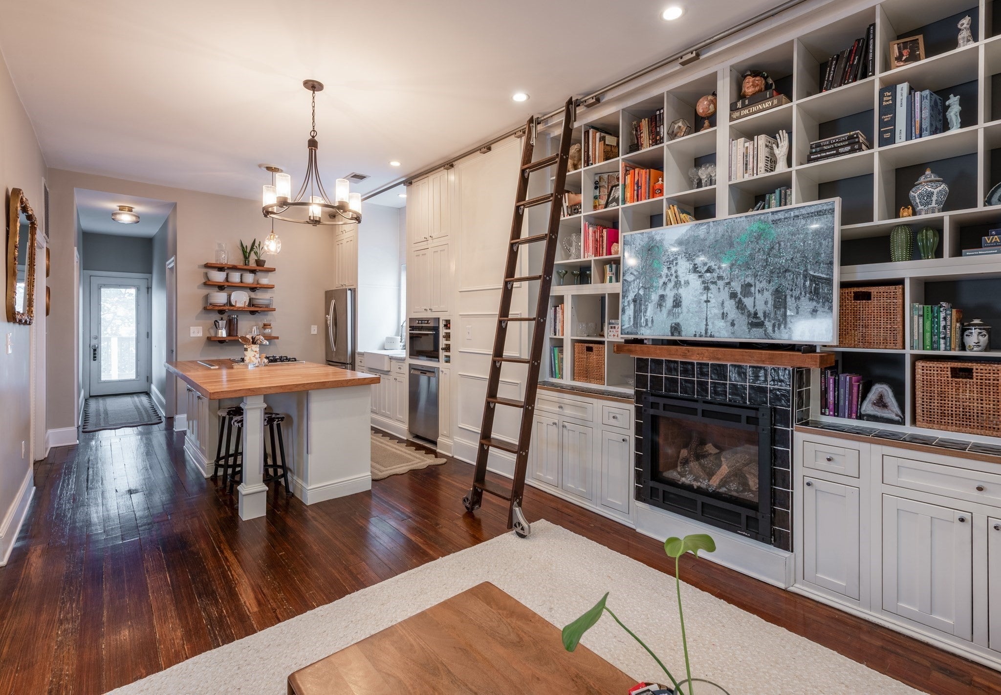 252 Webster St 1