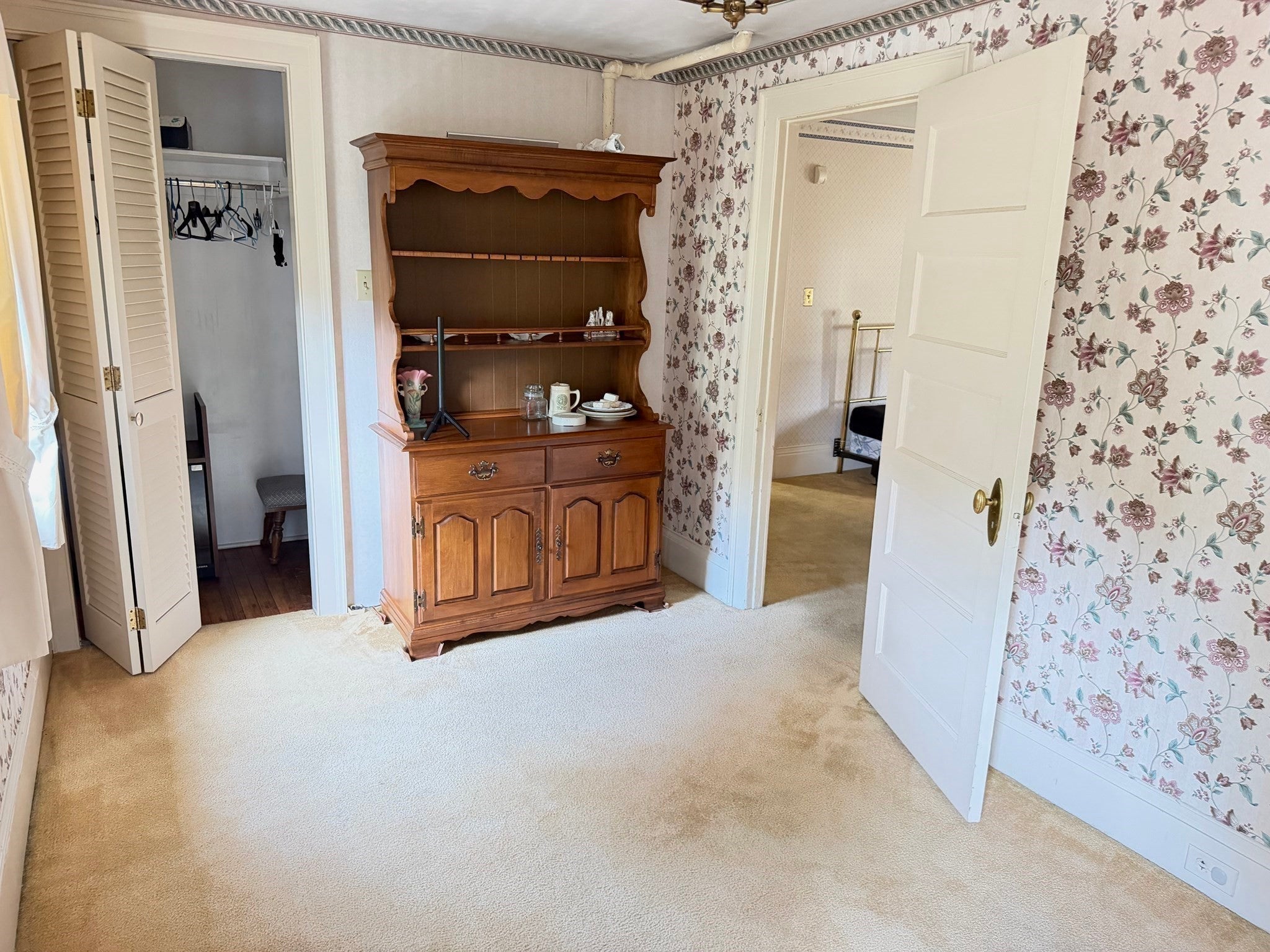 126 Main St, South Hadley, MA Photo #13