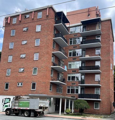 125 Trapelo Rd 1,26,27,40 Belmont MA 02478