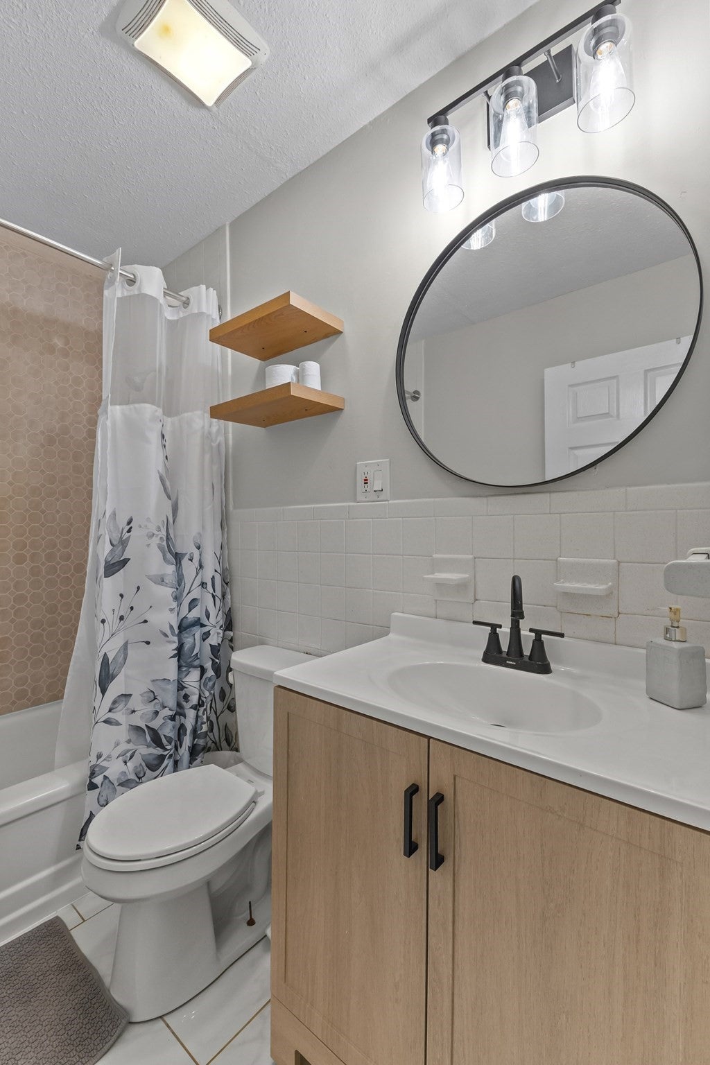 30 Bellridge Dr, Shrewsbury, MA, 30 Bellridge Dr, Shrewsbury, MA Photo #17