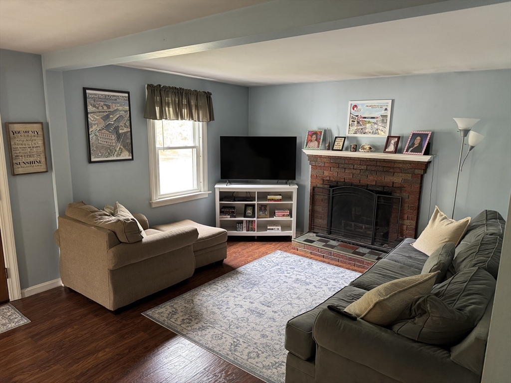 20 Rockaway Rd