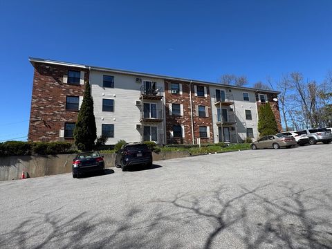 10 Hemans Street 21 Worcester MA 01605