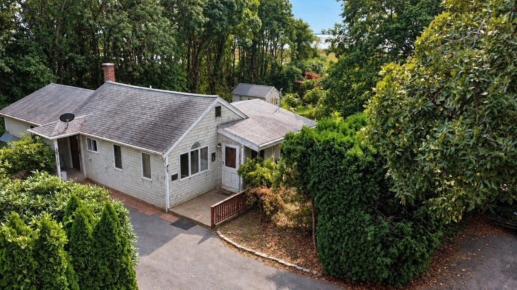 25 Whisper Ln