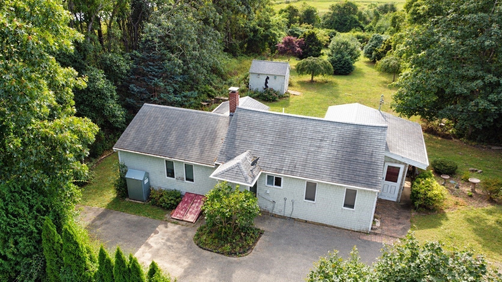 25 Whisper Ln