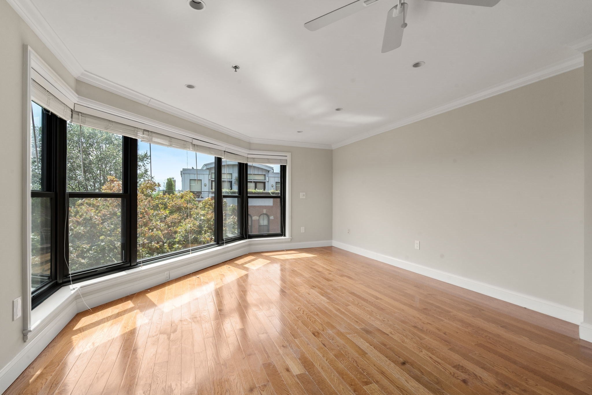 16 Harcourt ST #5G, Boston, MA Photo #19