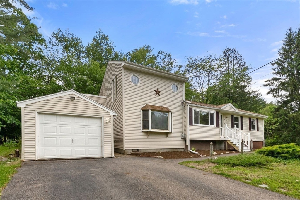 52 Richard Rd