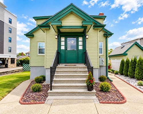 462 AMERICAN LEGION HWY, REVERE, MA 02151 - Image dffad0709e596e4c4a61b71b4f07ec86/1922982550