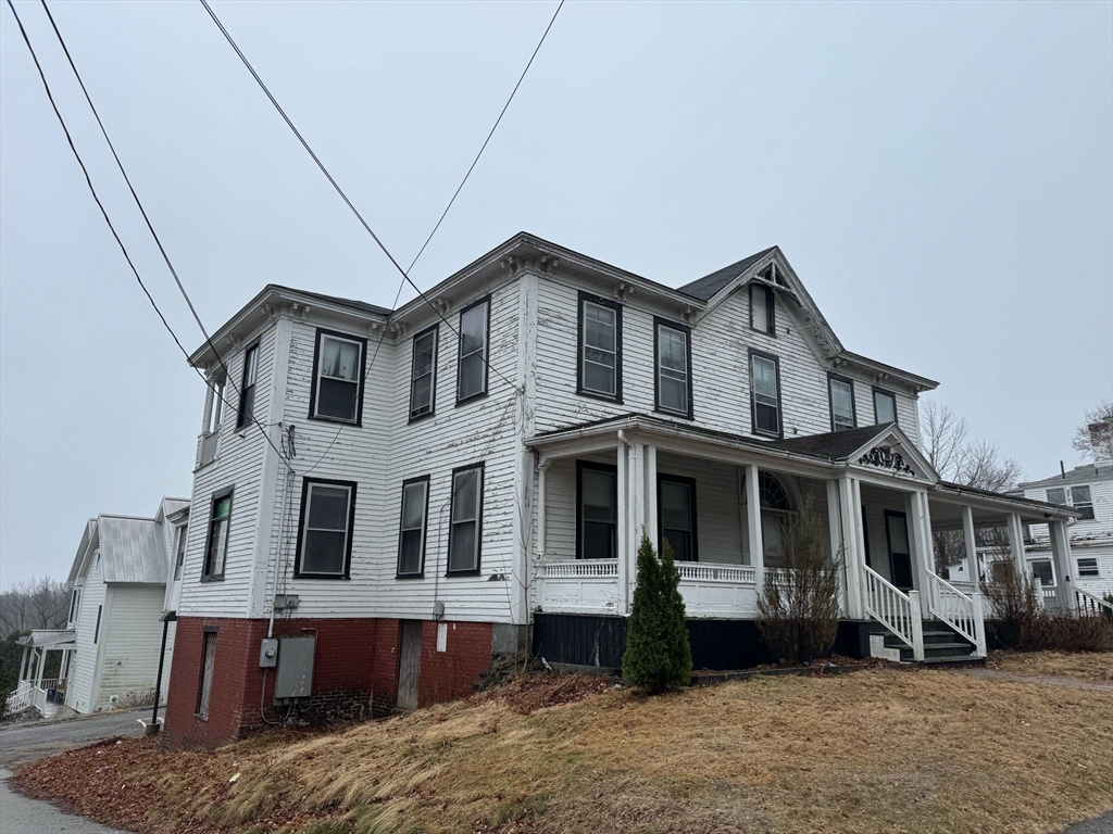 981 Main Street