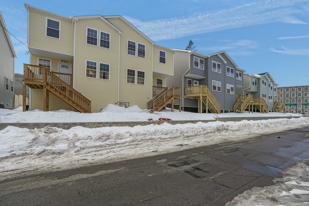 25 Lebanon St D