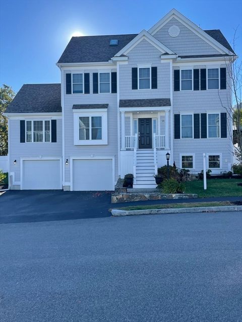 21 Chanelle Cir Salem MA 01970