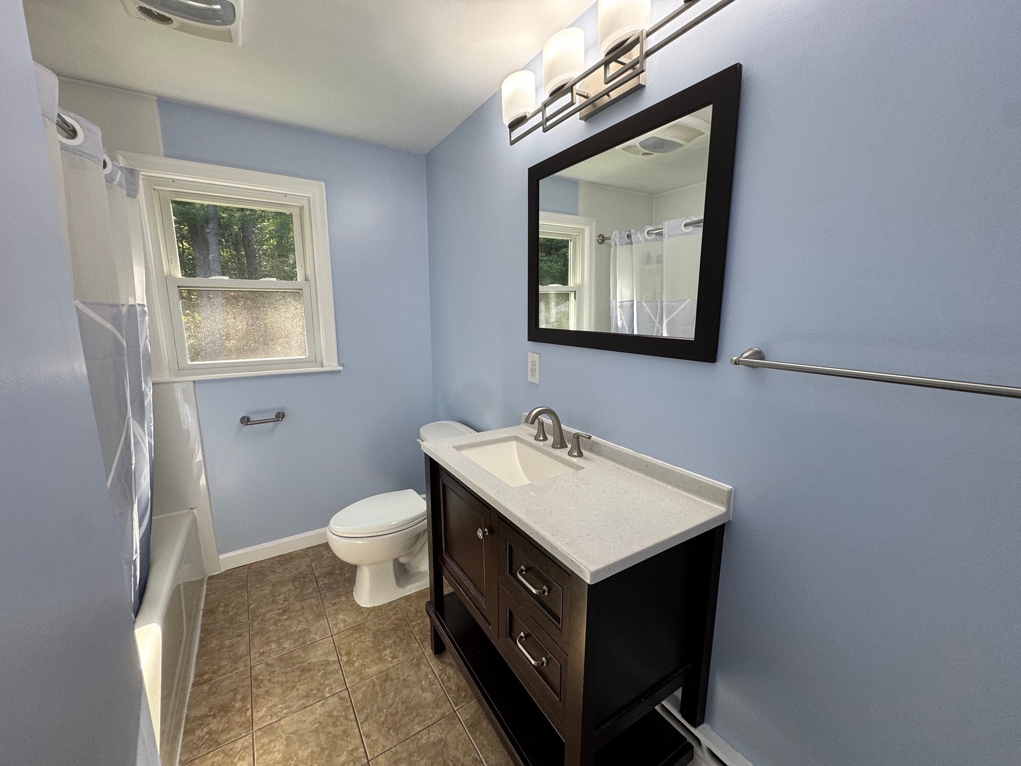 56 Valleyview Rd, Leominster, MA Photo #7