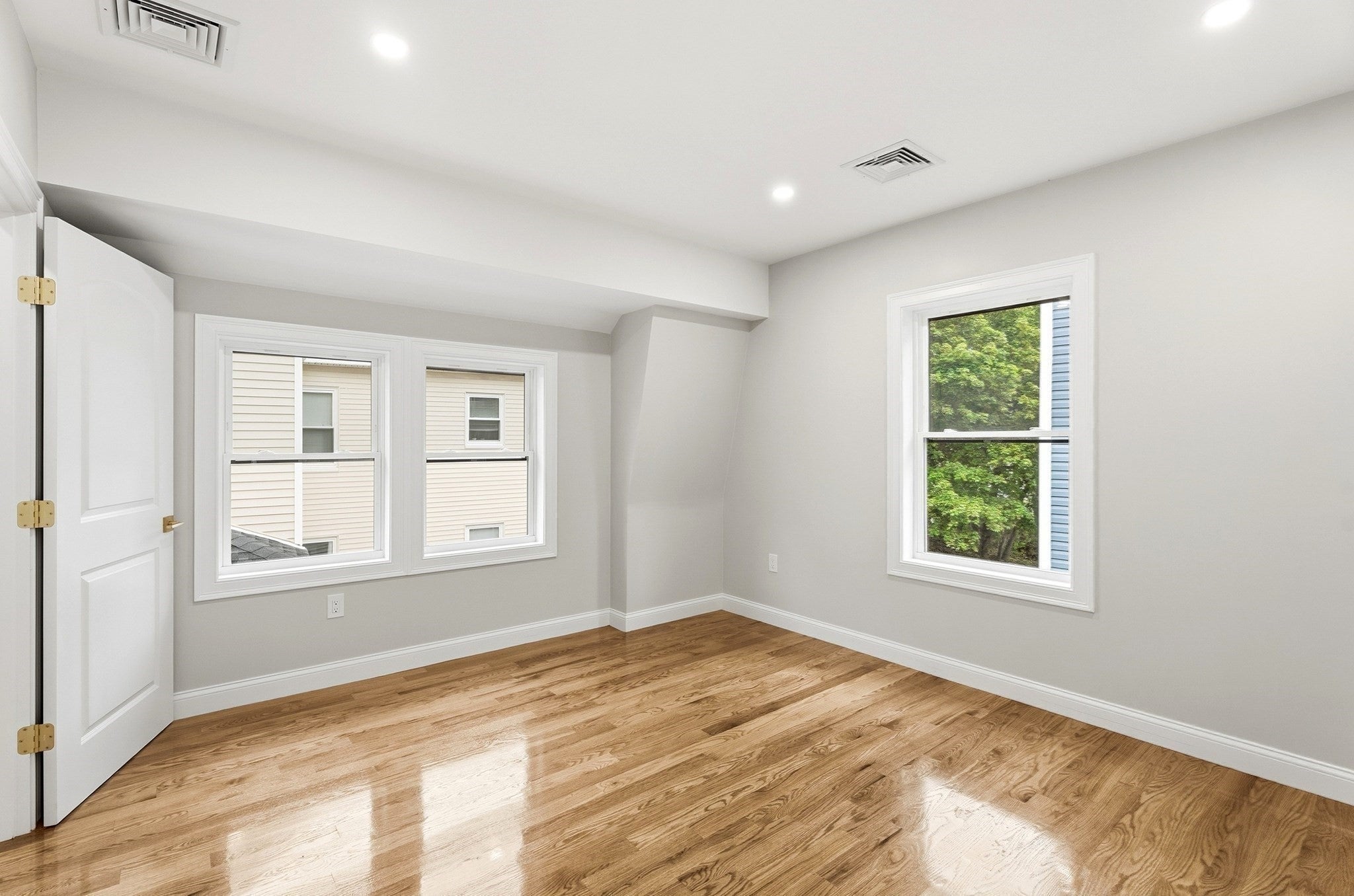 55 Wyoming Ave, Malden, MA Photo #13
