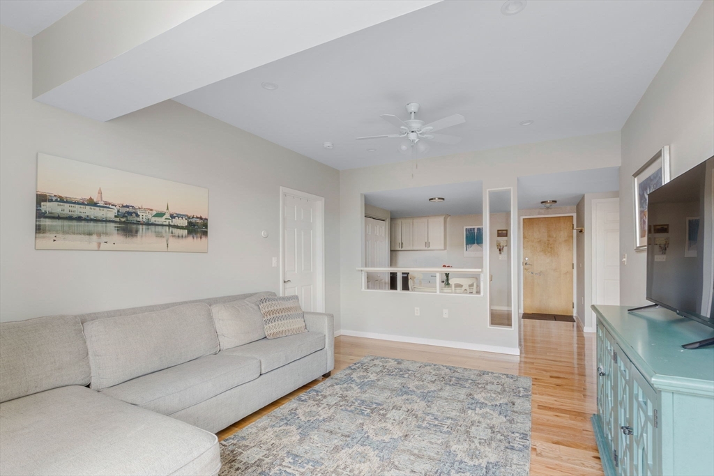 143 W Brookline St 303
