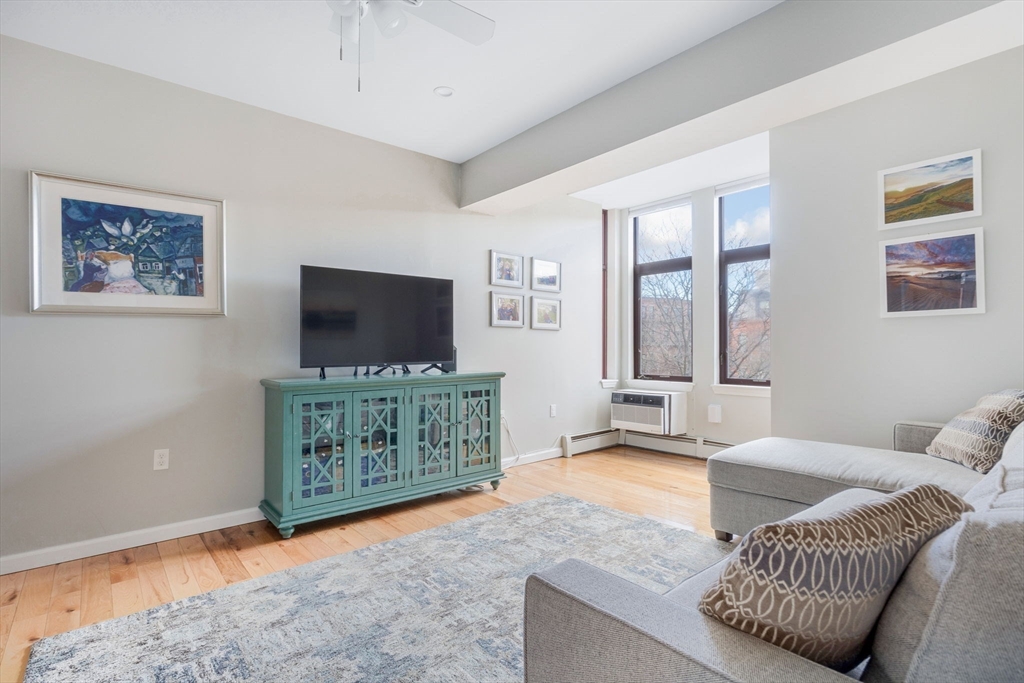143 W Brookline St 303
