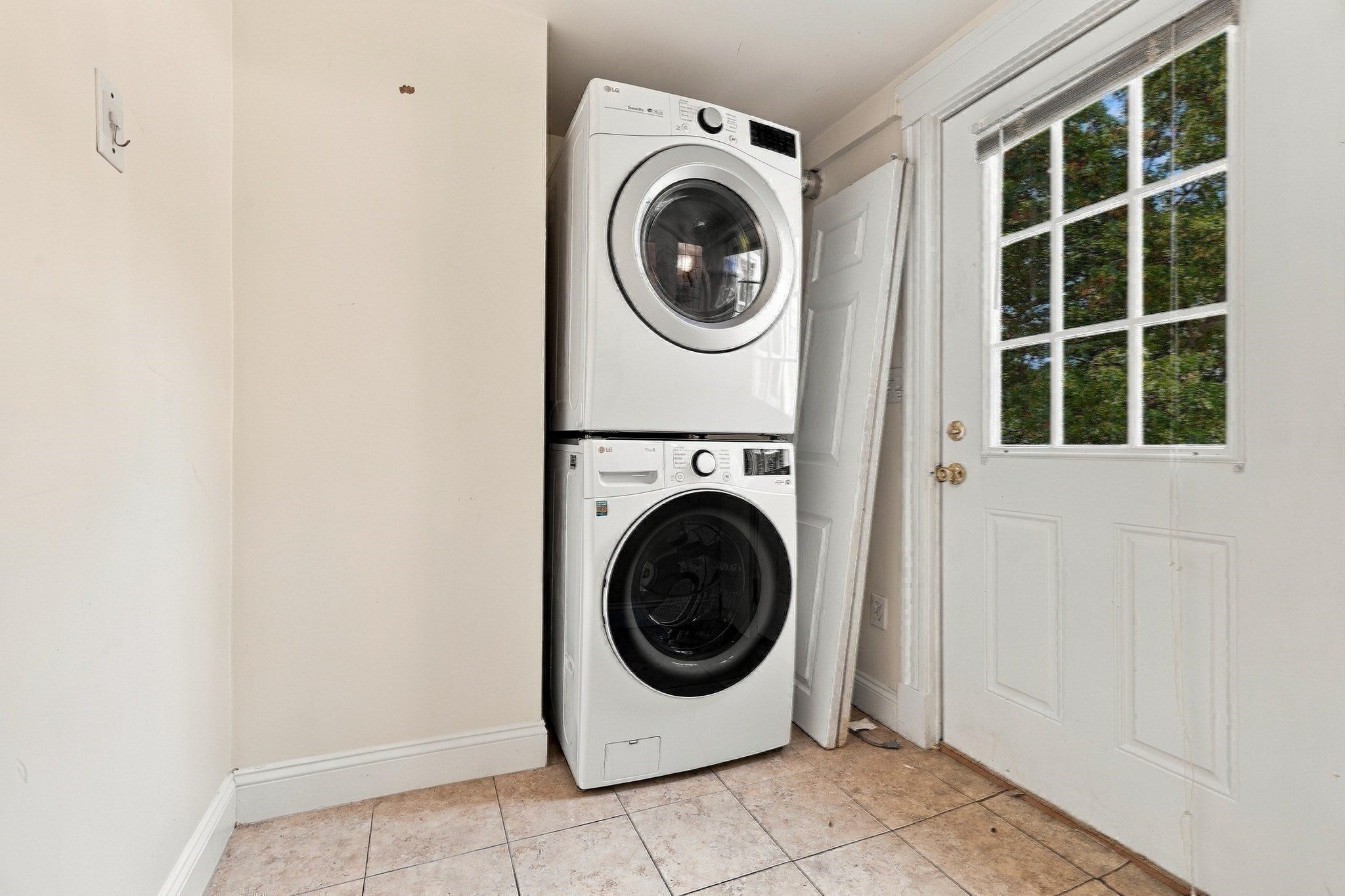 70 Leonard Street #2, Dedham, MA Photo #23