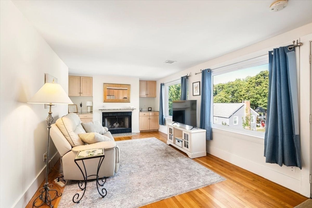 12 Barnes Rd #2, Newton, MA, 12 Barnes Rd #2, Newton, MA Photo #17