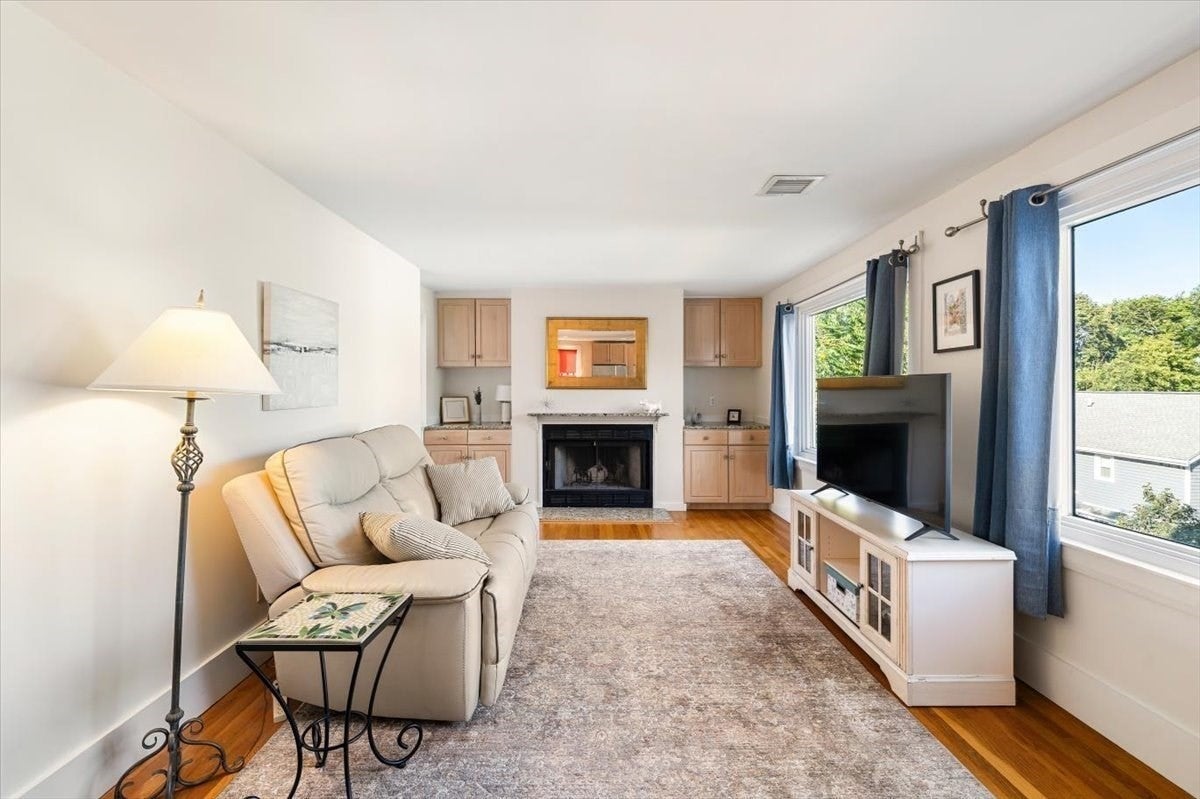 12 Barnes Rd #2, Newton, MA, 12 Barnes Rd #2, Newton, MA Photo #15