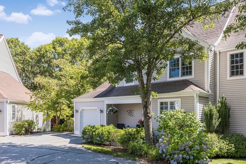 24 Hampton Ct 24 Mashpee MA 02649