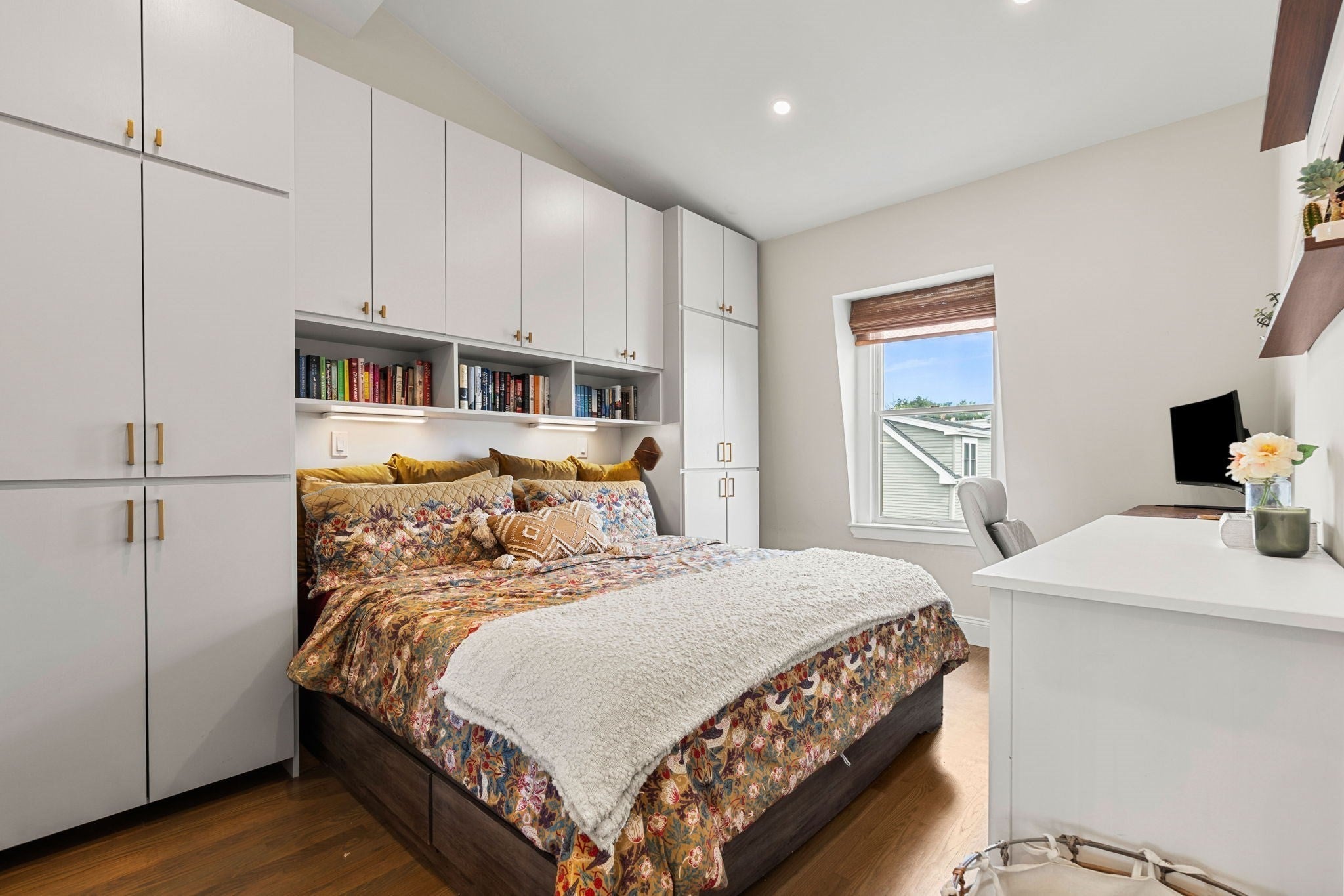 515 E 8th St #3, Boston, MA, 515 E 8th St #3, Boston, MA Photo #16