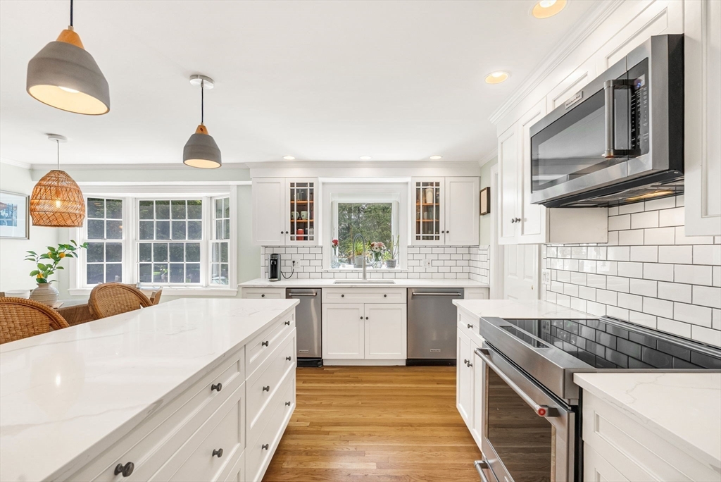 101 Bird St, Needham, MA Photo #11