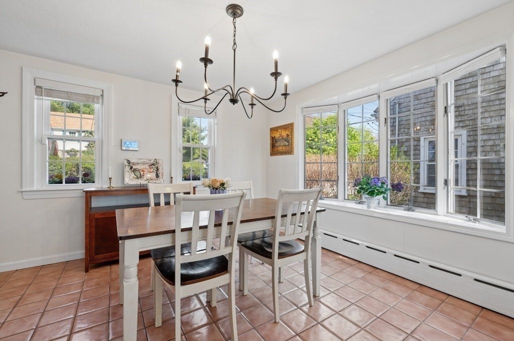 223 Beverly Road, Worcester, MA Photo #15