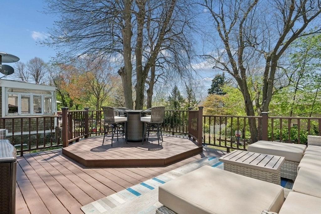223 Beverly Road, Worcester, MA Photo #39