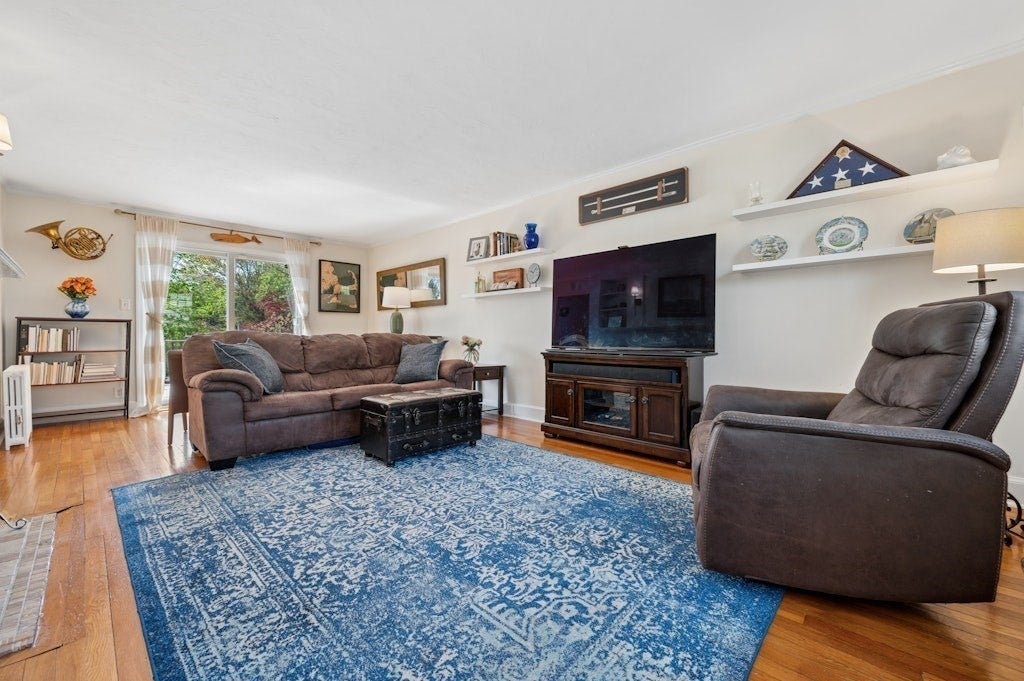 223 Beverly Road, Worcester, MA Photo #11