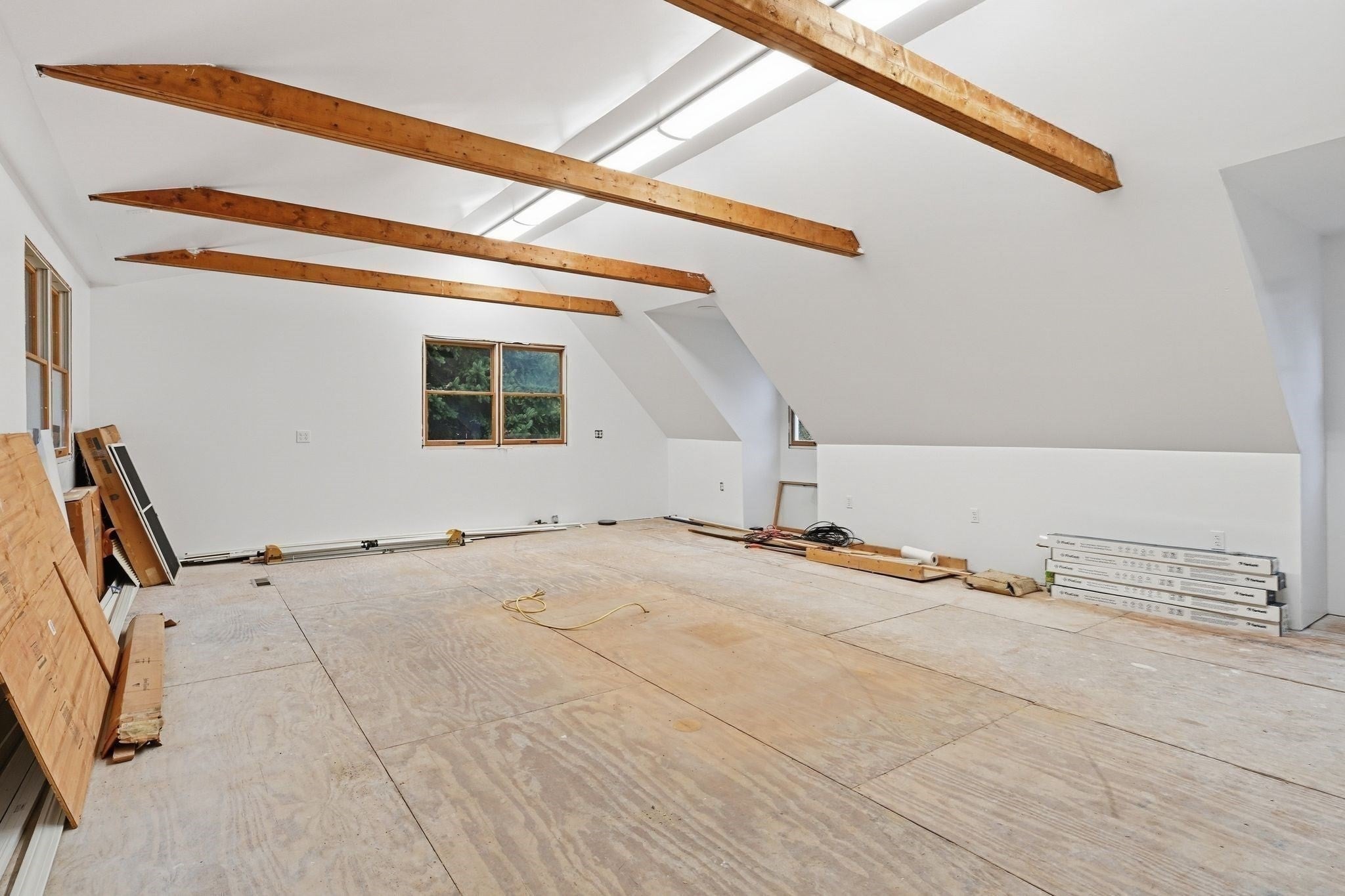 46 Stuart Pl, Westfield, MA Photo #33