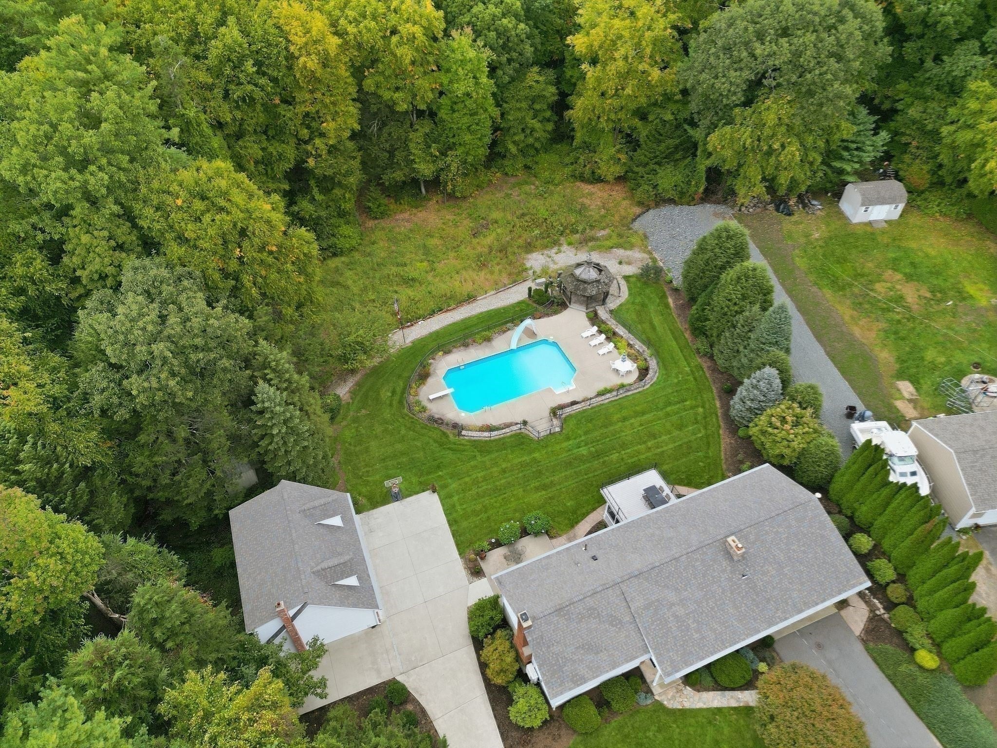 46 Stuart Pl, Westfield, MA Photo #41