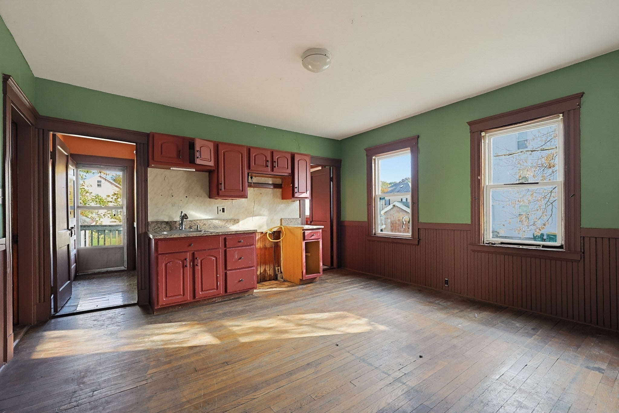 28 Heaton Ave, Norwood, MA Photo #8
