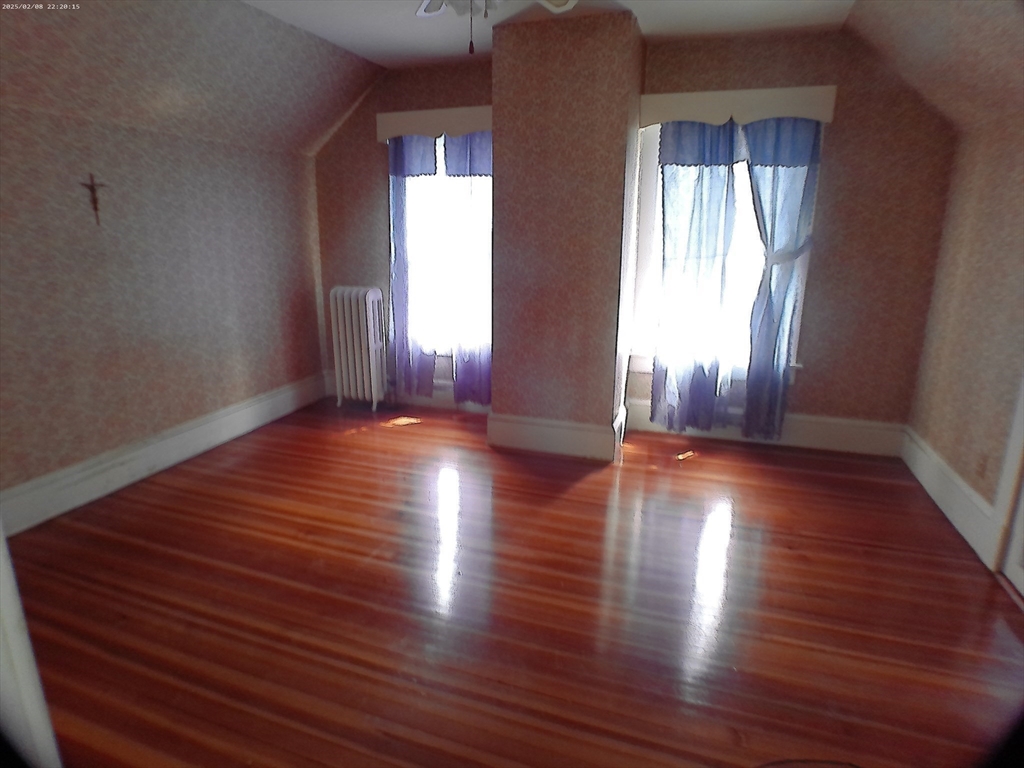 Holyoke, Massachusetts 01040, United States, 2 Bedrooms Bedrooms, ,2 BathroomsBathrooms,Residential,Contingent,136938