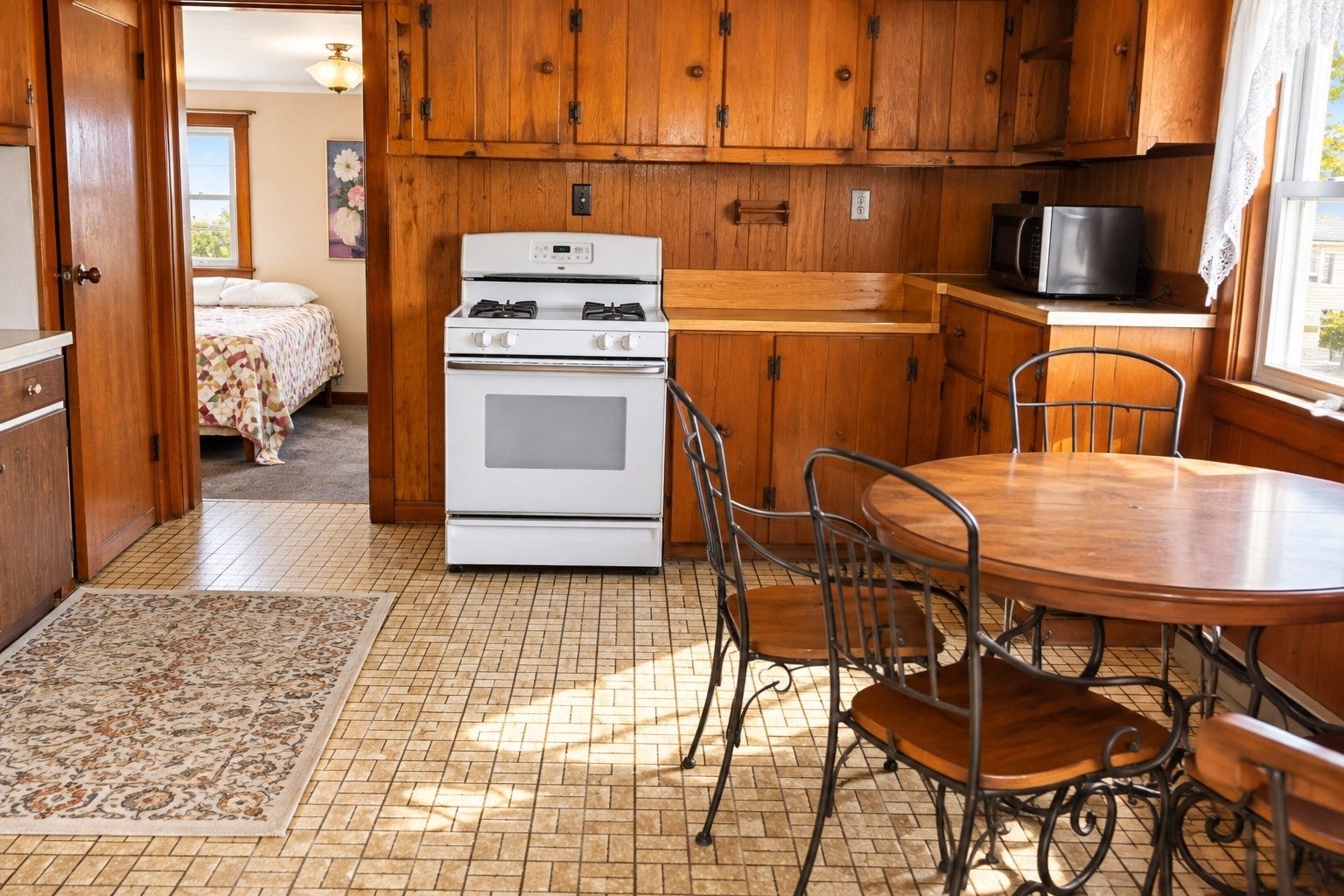 43 Mckinley St, Revere, MA, 43 Mckinley St, Revere, MA Photo #8