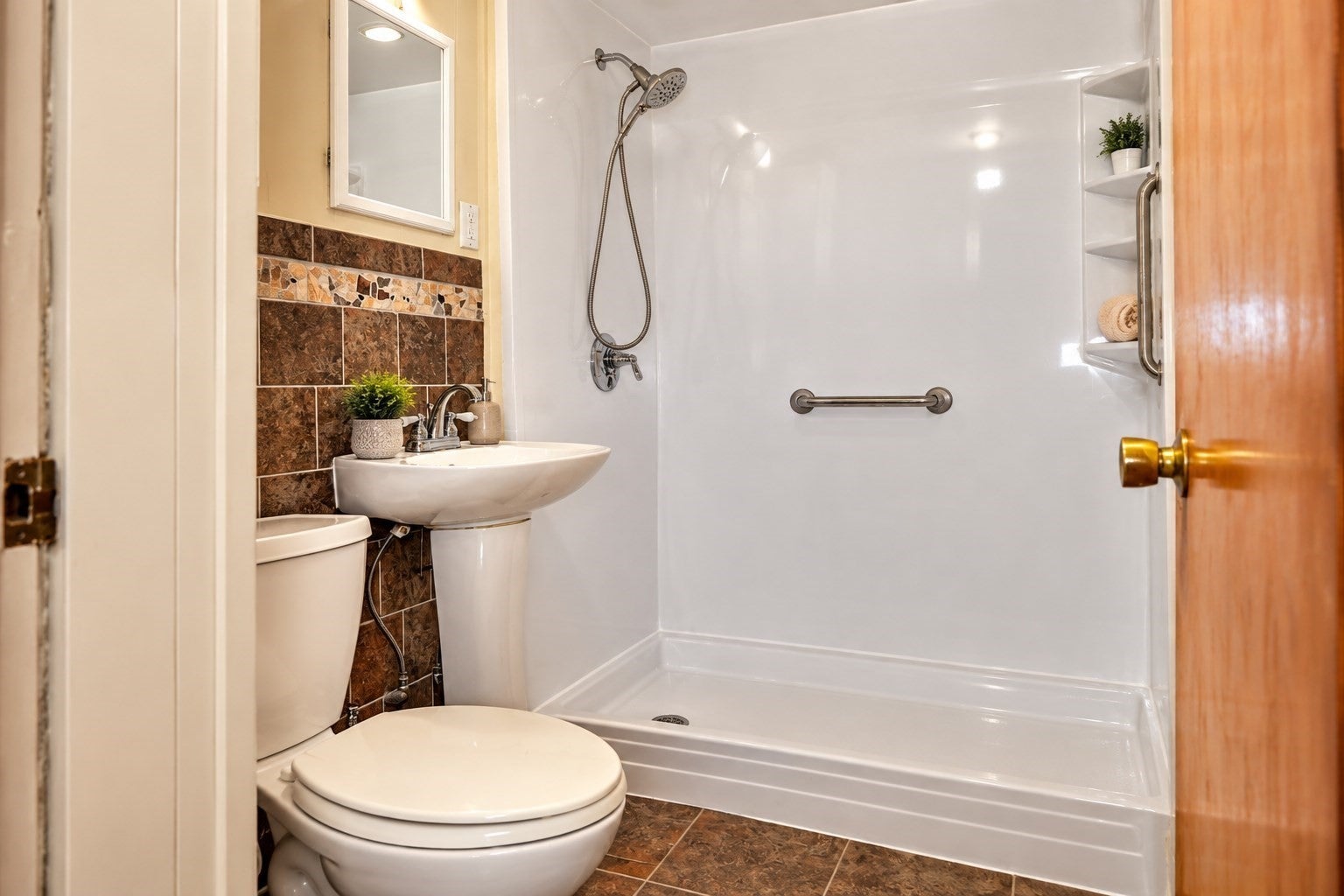 43 Mckinley St, Revere, MA, 43 Mckinley St, Revere, MA Photo #14