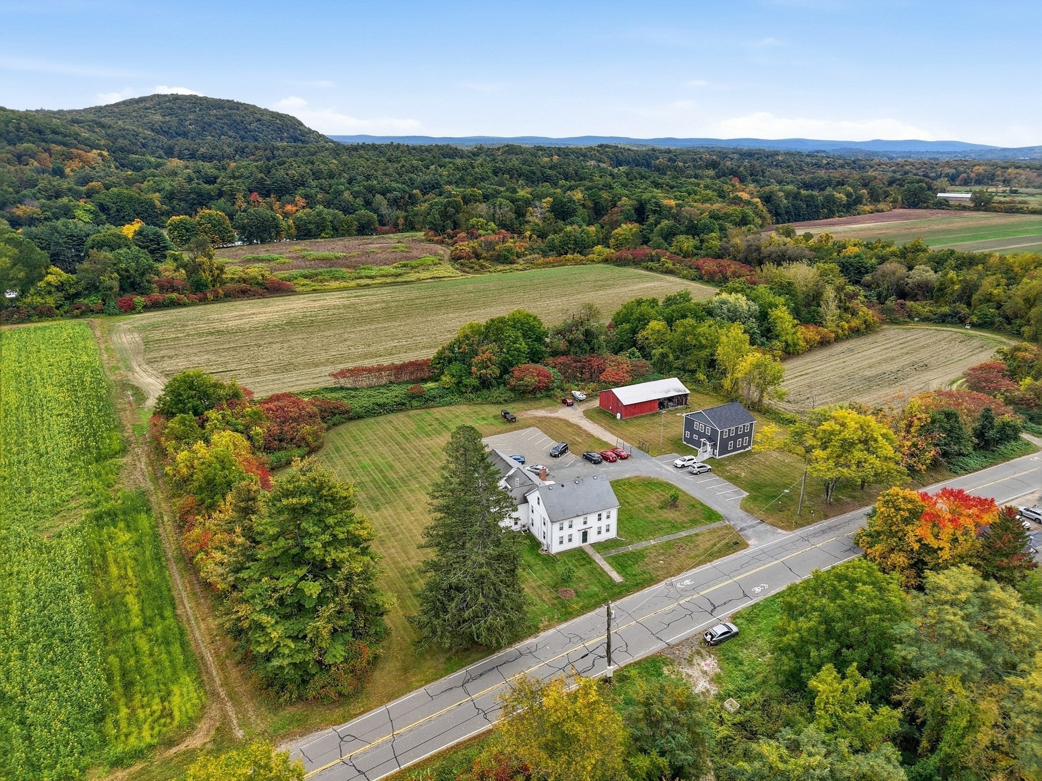 122 S Silver Ln, Sunderland, MA Photo #7